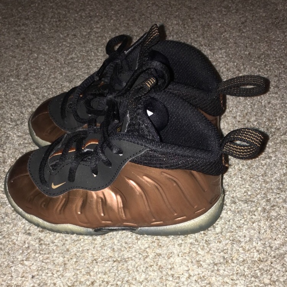 *SOLD* Nike Little Posite One (Toddler)
